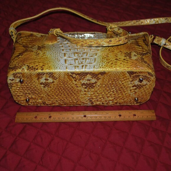 Brahmin mini Asher Canary Ombré Melbourne | Mercari NWT Brahmin Mini Asher Leather Purse in Canary Ombre Melbourne